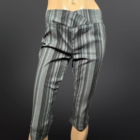 Vintage 90s Gray Striped Capri Pants Size M Stretchy V Waistband Office Siren - Picture 1 of 7